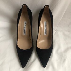 Manolo Blahnik Black Suede Pumps